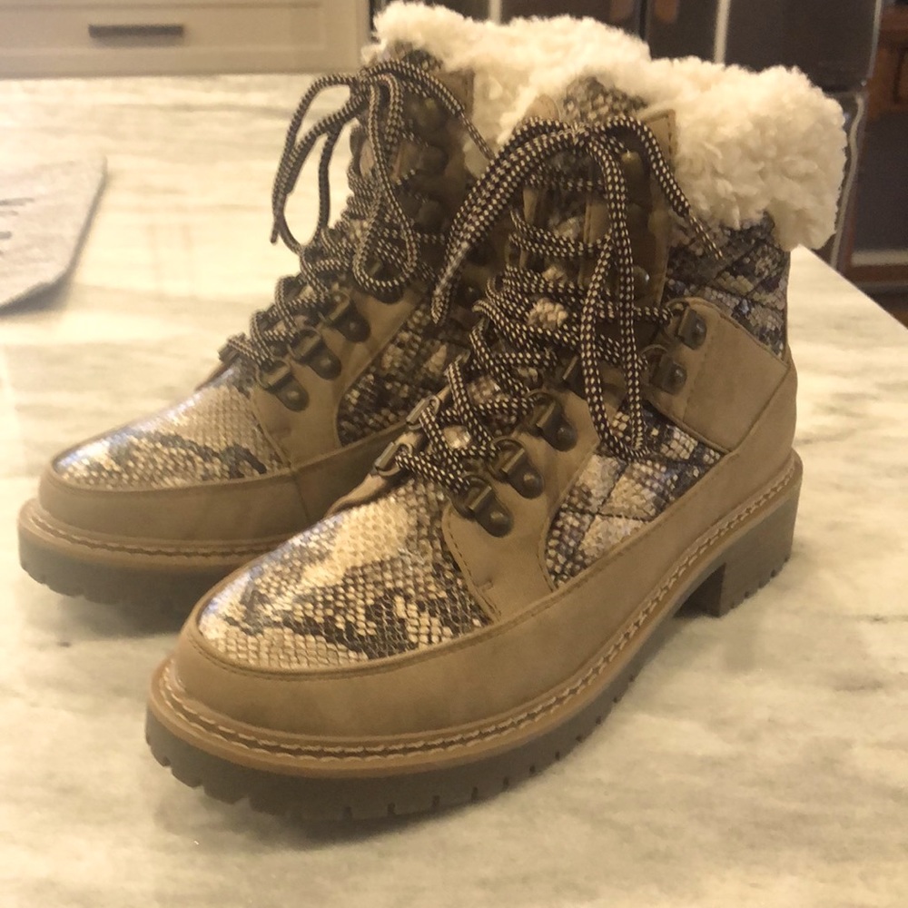 Beautiful boots, never worn.  Beige with camouflage inserts. Size 8 women